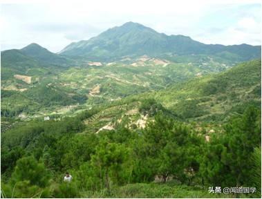 闻道国学:迁坟选墓地如何看风水?论墓地风水吉凶的意义