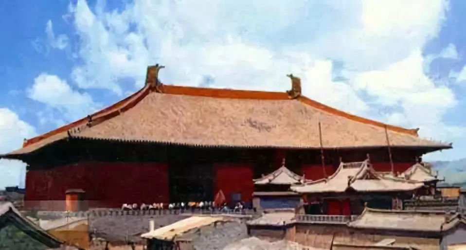 设计丨中国古建之美:门、门墩、门环、门钉、斗拱、飞檐、屋顶、马头墙