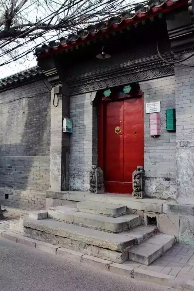 设计丨中国古建之美:门、门墩、门环、门钉、斗拱、飞檐、屋顶、马头墙