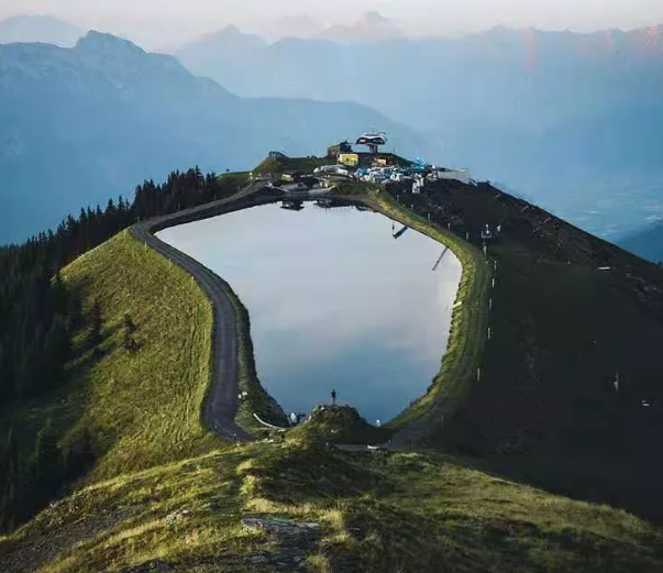 1596815611403495.png