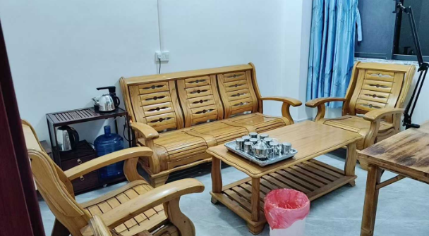 1763118933917275.png