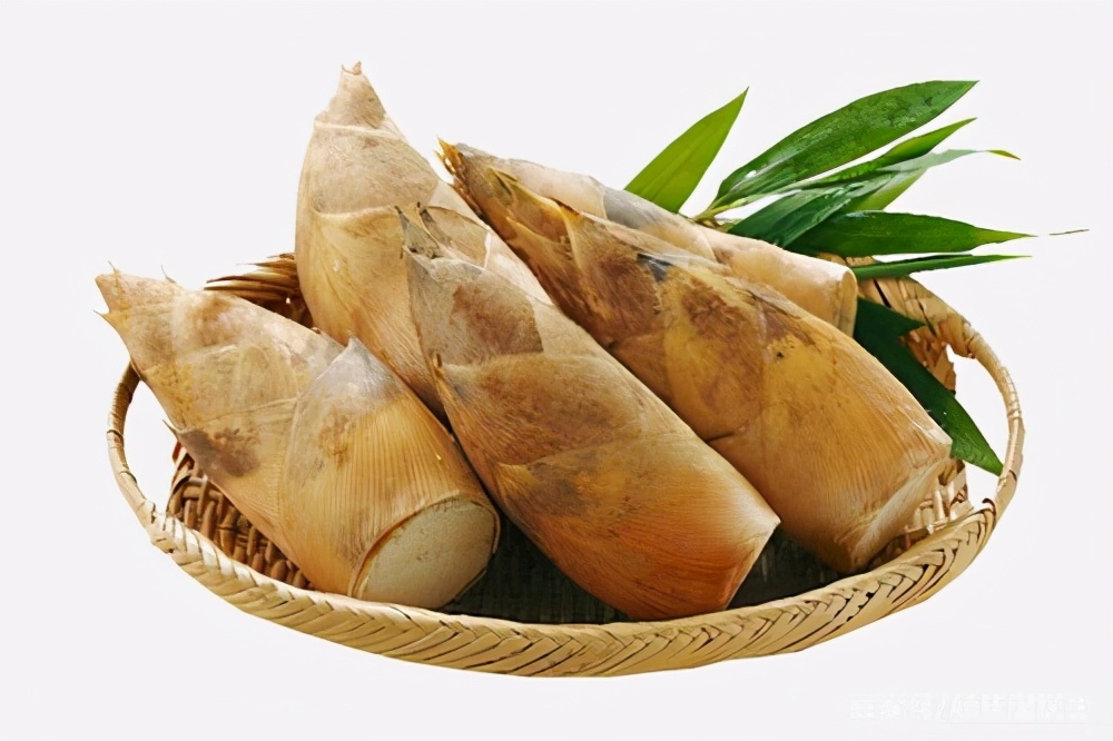 脑供血不足的人,医生提议:多吃三种蔬菜,兩种習惯或许需要养成